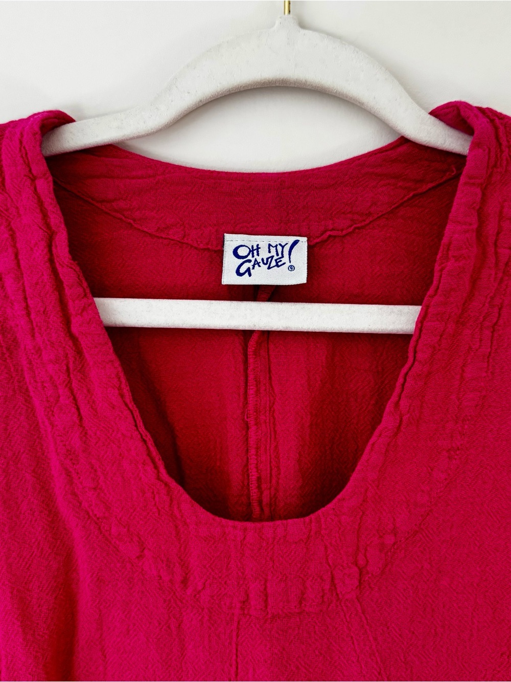 Oh My Gauze! Ruched 3/4 Sleeve Scoop Neck Tunic, Pink – Size 3 (XL / XXL) - Picture 2 of 7